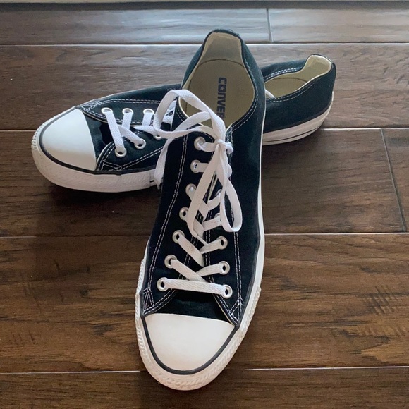 Men’s Converse Chuck Taylor All Star Canvas Shoes